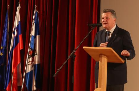 DAN INOVATIVNOSTI S PODELITVIJO NAGRAD 08 FOTO LJUBO VUKELIČ